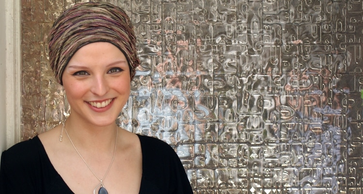chemo hat buying guide - EyelineHer blog author and founder